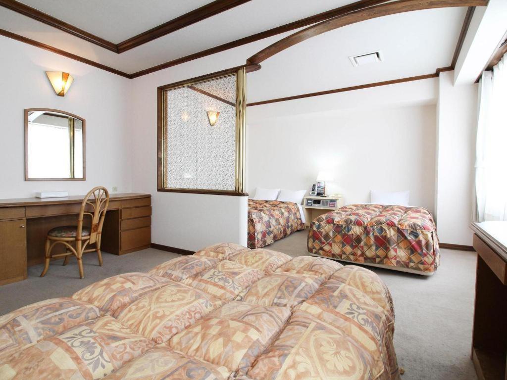 Neyagawa Trend Hotel 大阪市 エクステリア 写真