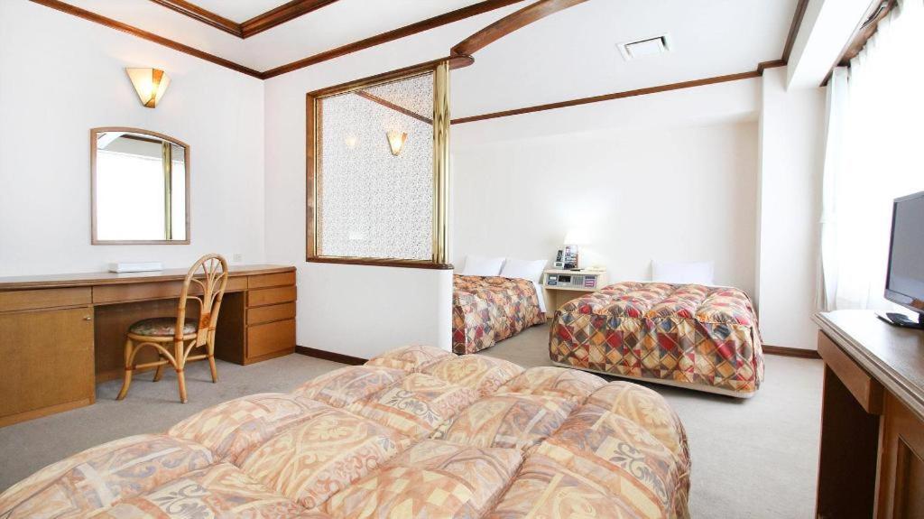 Neyagawa Trend Hotel 大阪市 エクステリア 写真