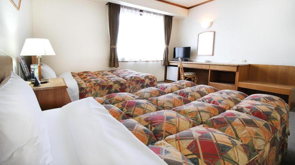 Neyagawa Trend Hotel 大阪市 エクステリア 写真