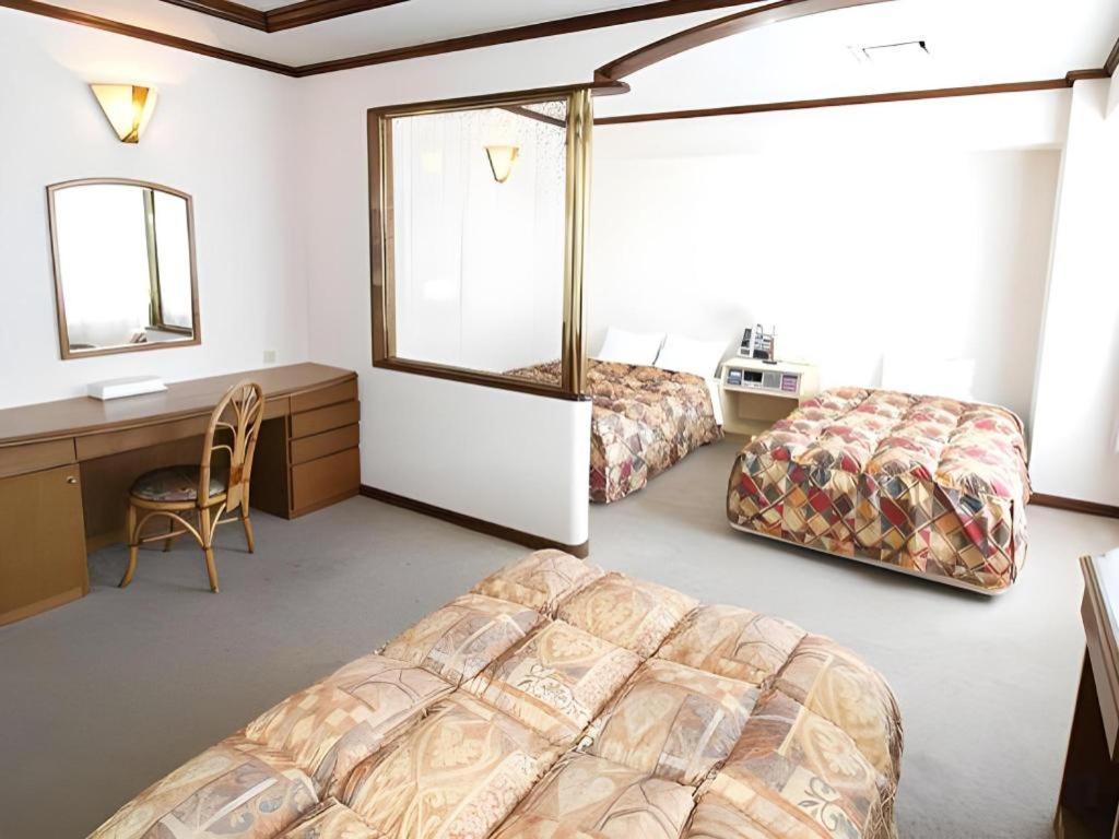 Neyagawa Trend Hotel 大阪市 エクステリア 写真